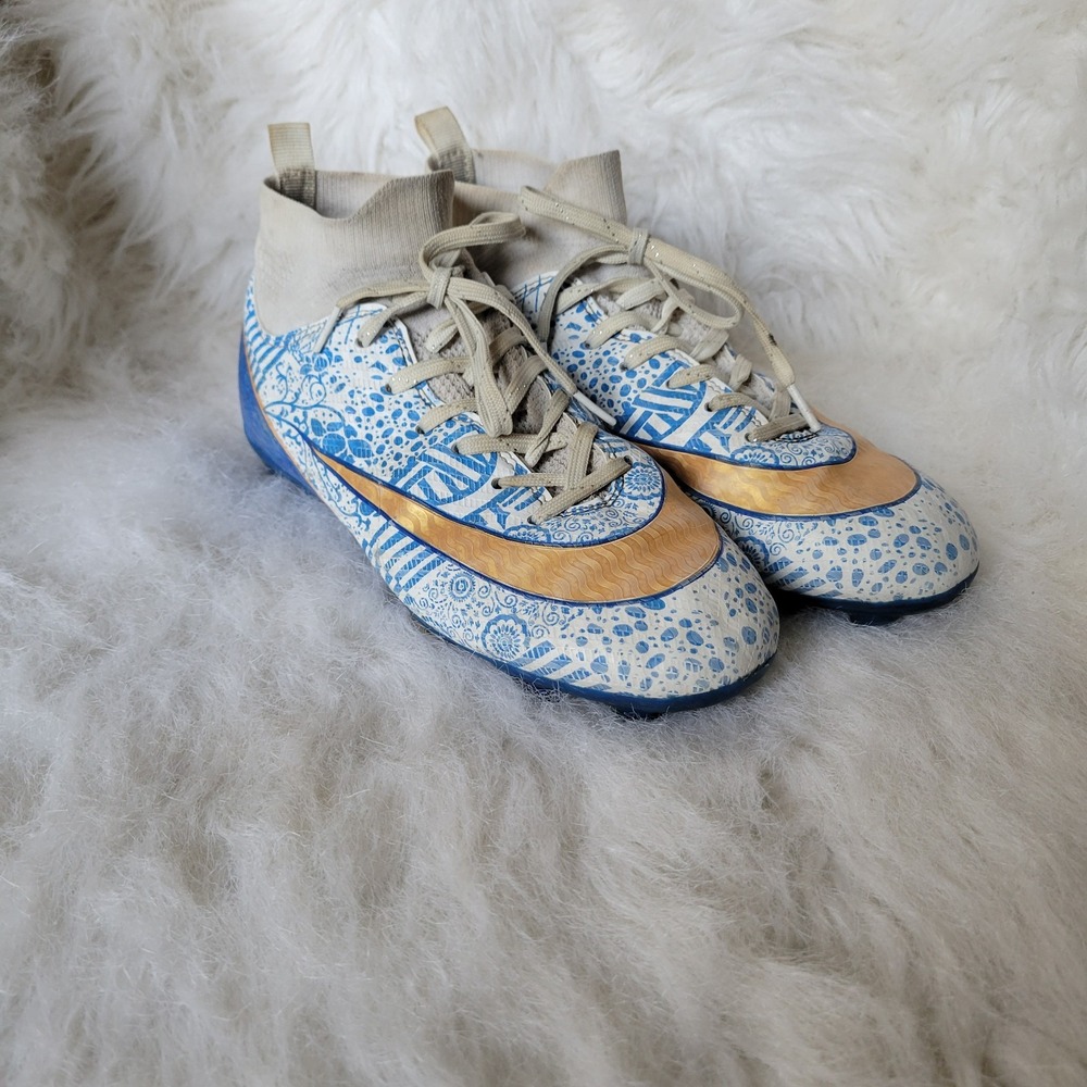 No Brand Youth Soccer Cleats Size 4 Blue White Gold Soccer Boots